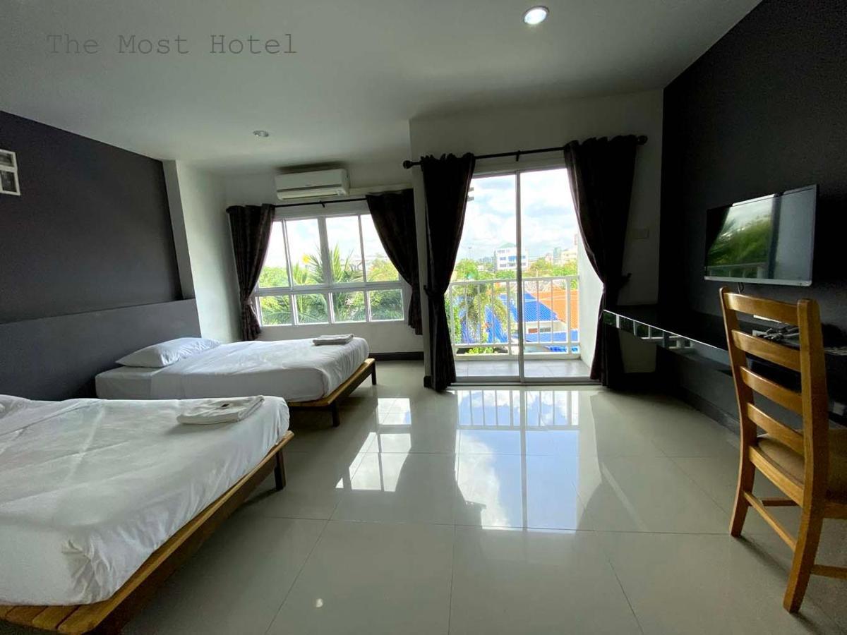 The Most Hotel Районг Екстериор снимка